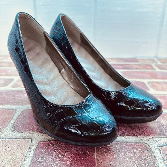 Women's Size 7 Black Faux Croc Skin 3.5" High Heel Slight Platform Classic Pumps - Picture 12 of 16